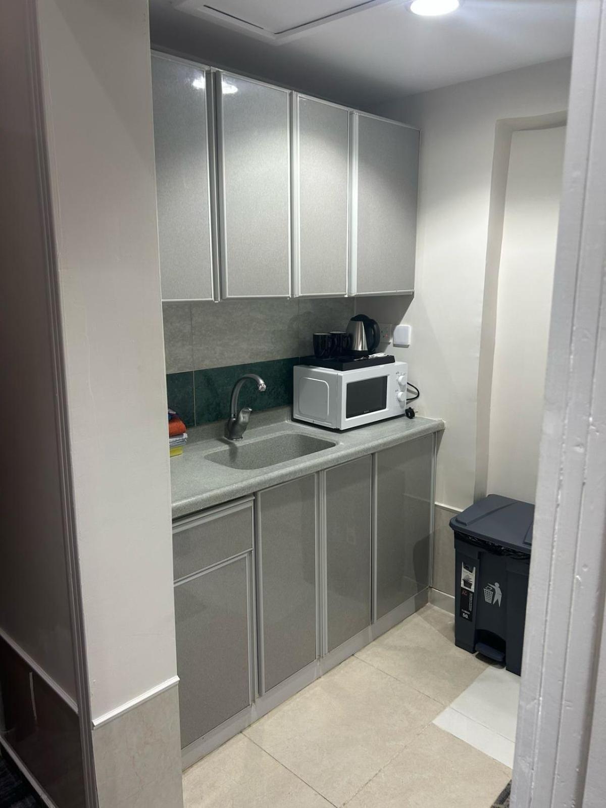 Appart hôtel الجوهرة الاولى للشقق المخدومة 3*